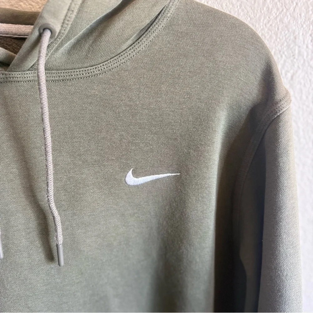 Nike Olive Green Solo Swoosh Hoodie - Loungewear Athleisure Athletic Size L